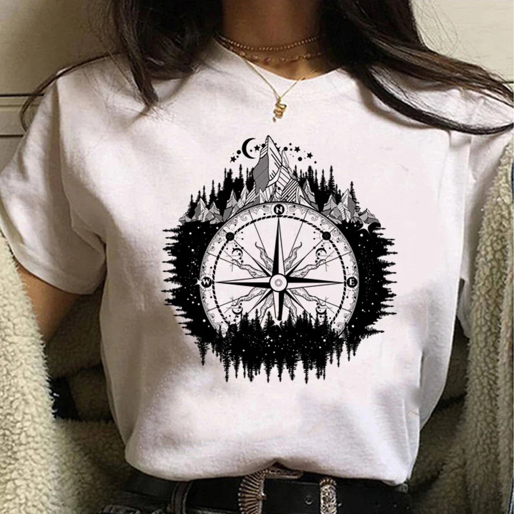 Fantasy Reader Graphic Tee – Dark Academia Bookish Shirt, Romantasy Aesthetic Top