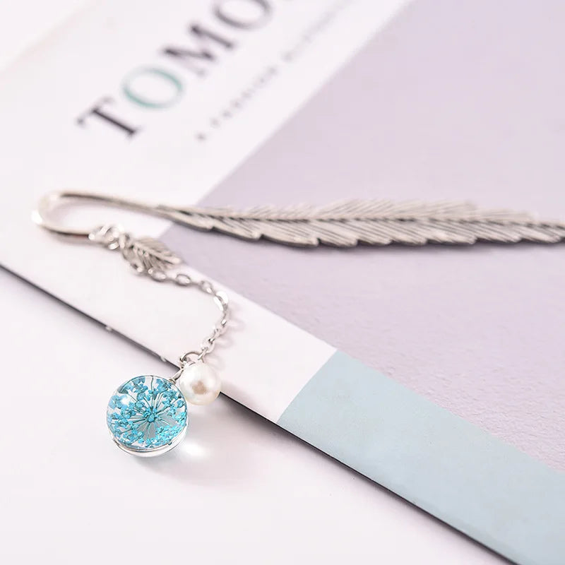 Cute Charm Bookmark – Aesthetic Book Lover Gift