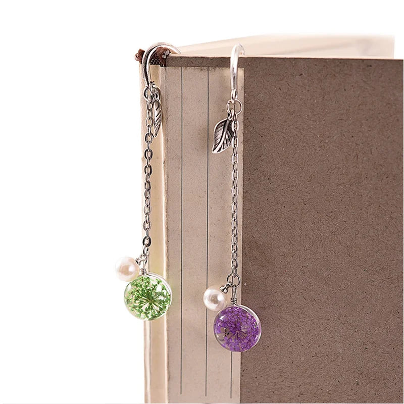 Cute Charm Bookmark – Aesthetic Book Lover Gift