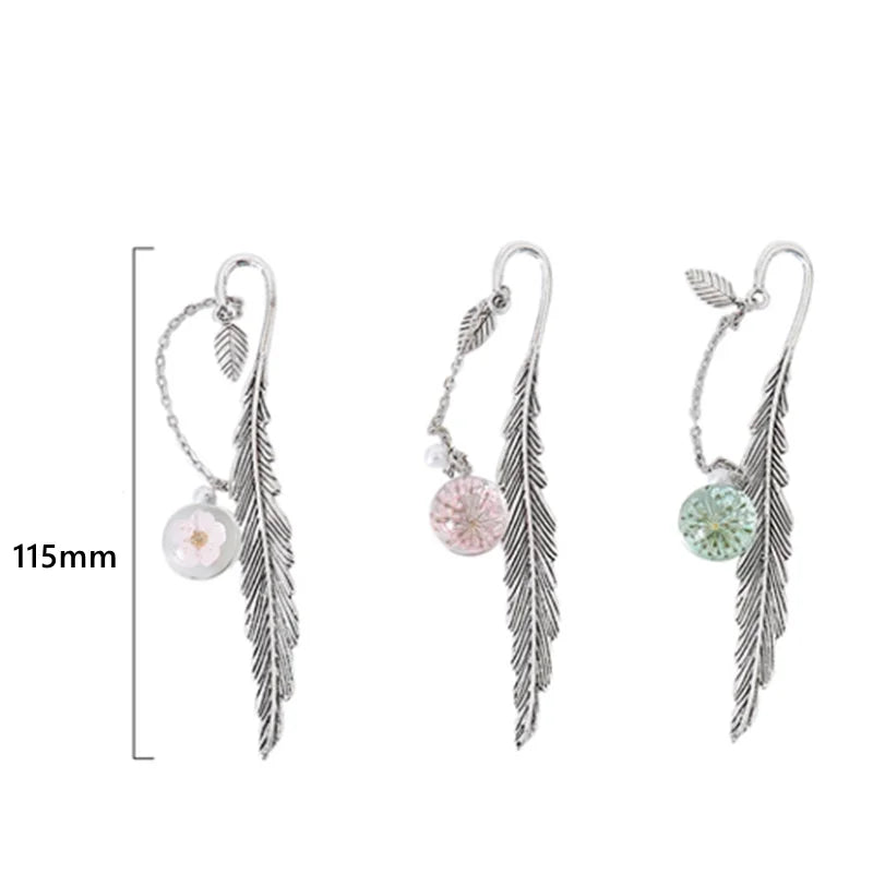 Cute Charm Bookmark – Aesthetic Book Lover Gift